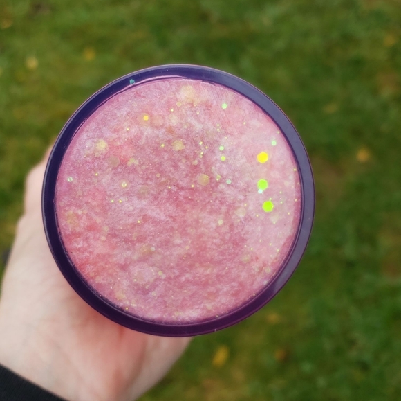 Starbucks snowglobe tumbler - Picture 4 of 5